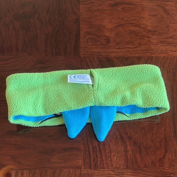 CozyPhones Teenage Mutant Ninja Turtles Leonardo Fleece Headband - Picture 6 of 8